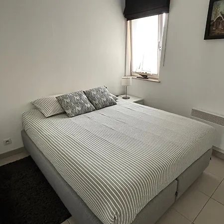 Gezellig Modern Met Optie Garagebox En In De Buurt Strand, Winkels En Restaurants Appartement *