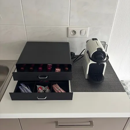 Gezellig Modern Met Optie Garagebox En In De Buurt Strand, Winkels En Restaurants דירה *