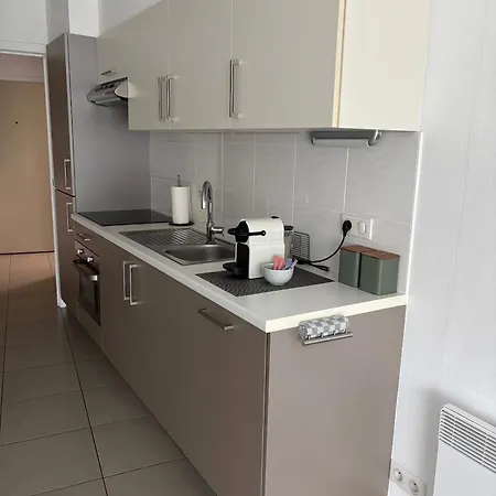 Gezellig Modern Met Optie Garagebox En In De Buurt Strand, Winkels En Restaurants Οστένδη